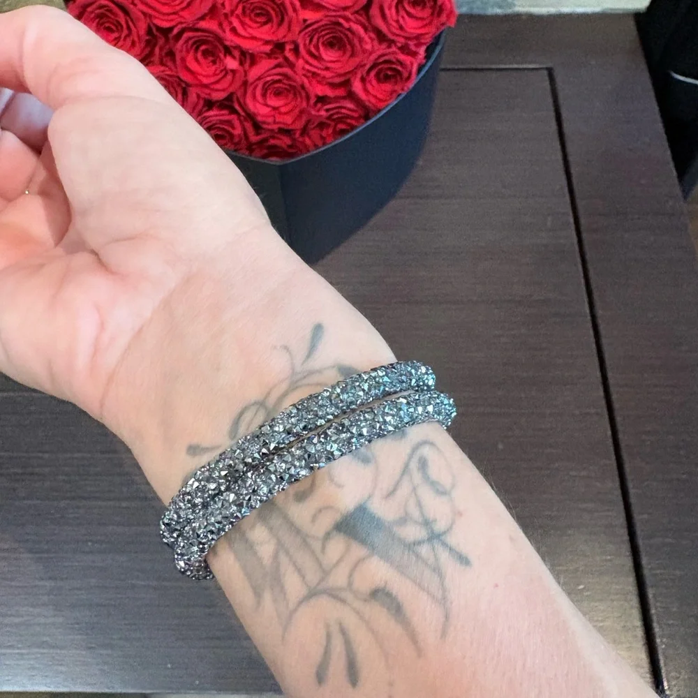 Swarovski crystal dust discontinued bracelet DISCONTINUED.. SALE ‼️‼️‼️ - Picture 4 of 6